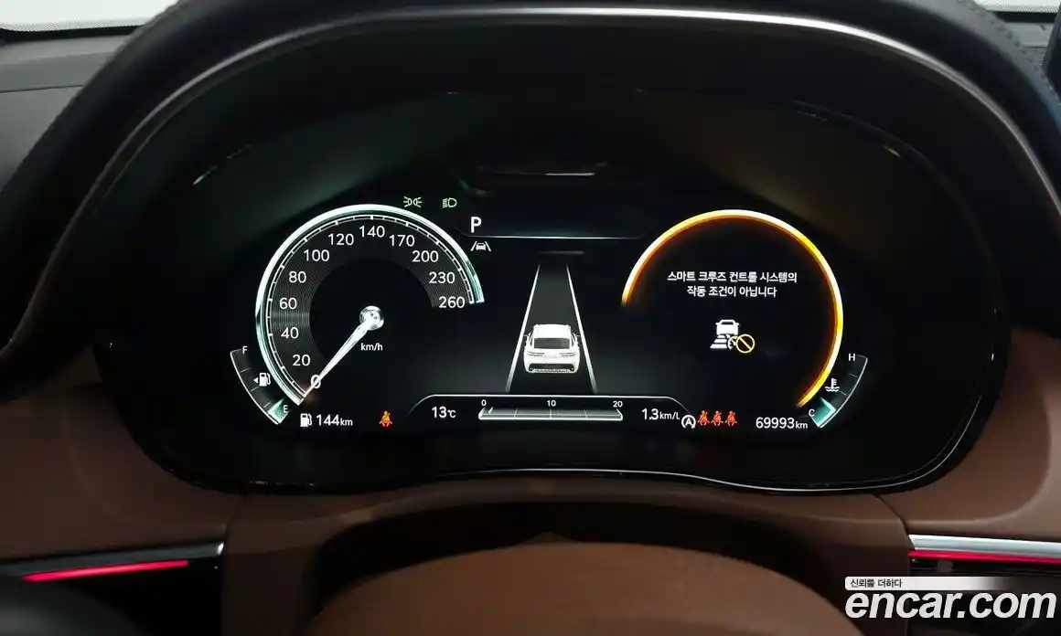 Genesis GV70 2022 2.2 Автомат в Москве № 308977, фото 12