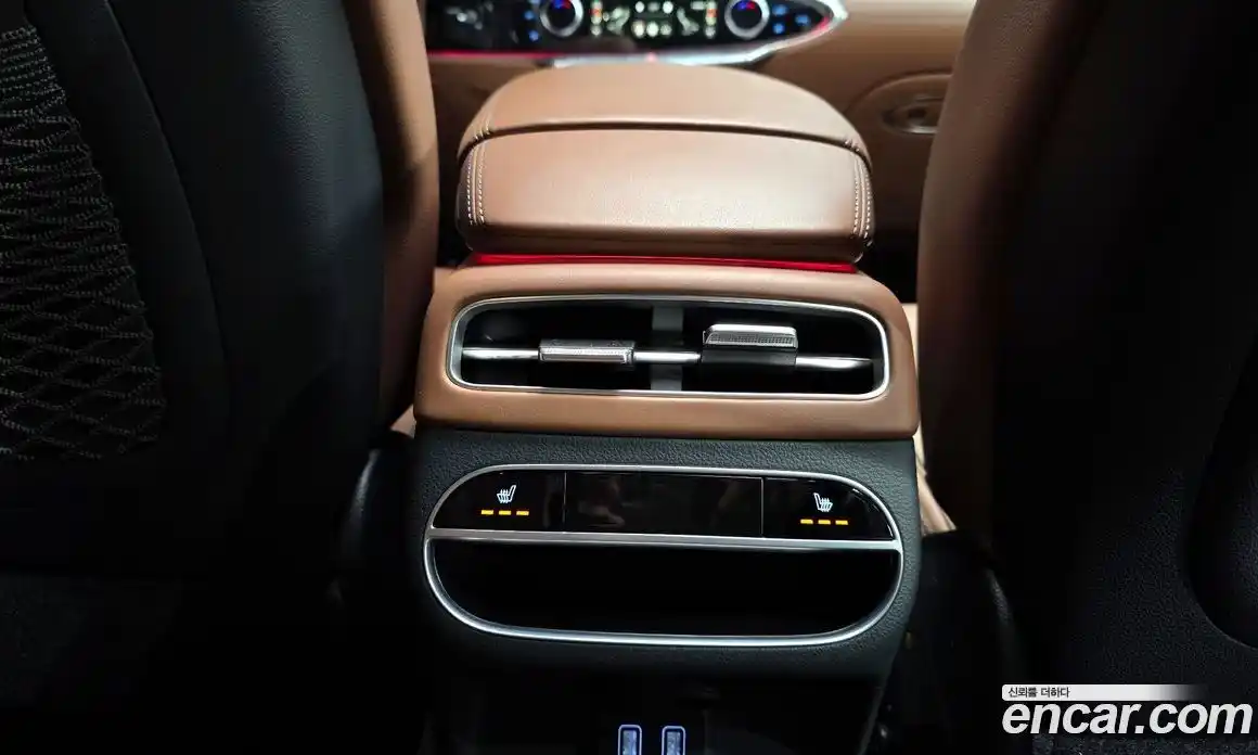 Genesis GV70 2022 2.2 Автомат в Москве № 308977, фото 7