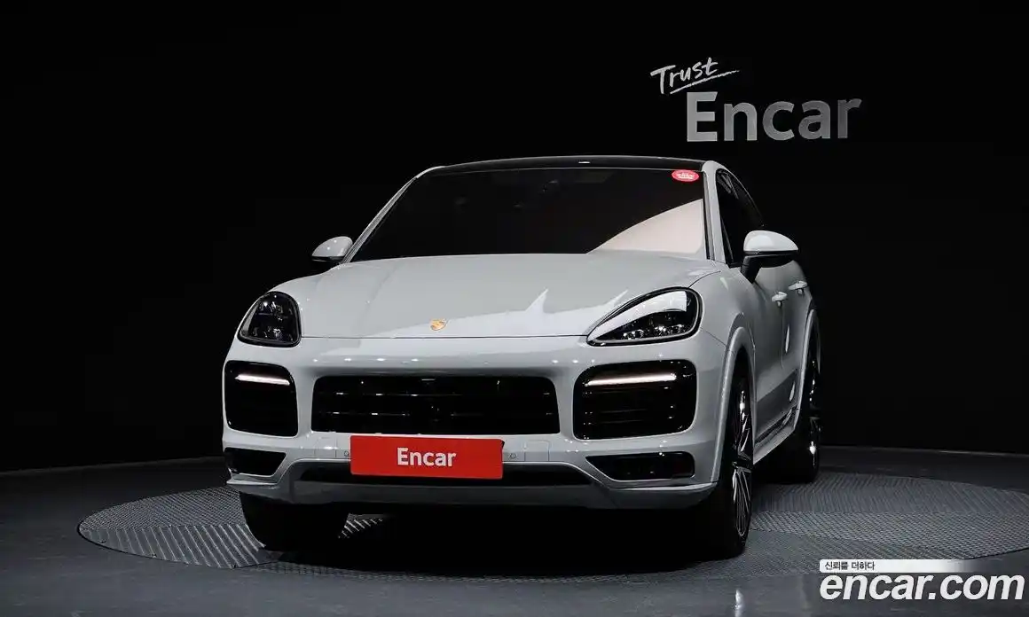 Porsche Cayenne 2023 3.0 Автомат в Москве № 312695, фото 13