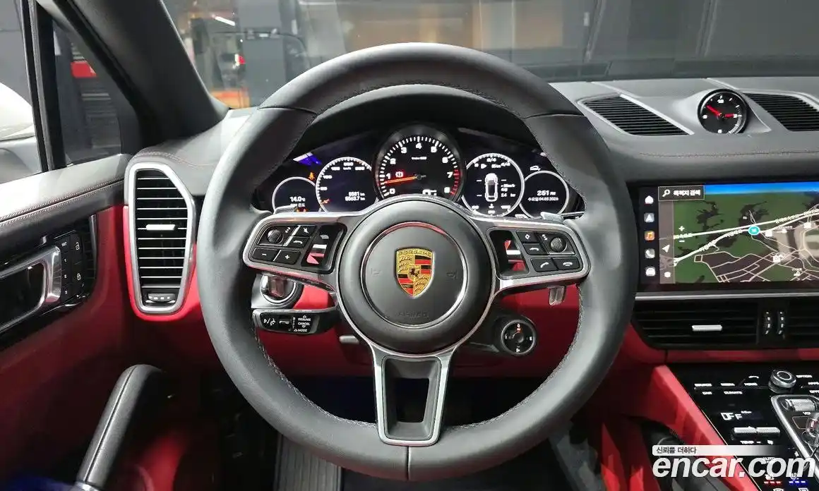 Porsche Cayenne 2023 3.0 Автомат в Москве № 312695, фото 9