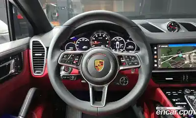 Porsche Cayenne 2023 3.0 Автомат в Москве № 312695, миниатюра 9