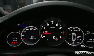 Porsche Cayenne 2023 3.0 Автомат в Москве № 312695, миниатюра 10