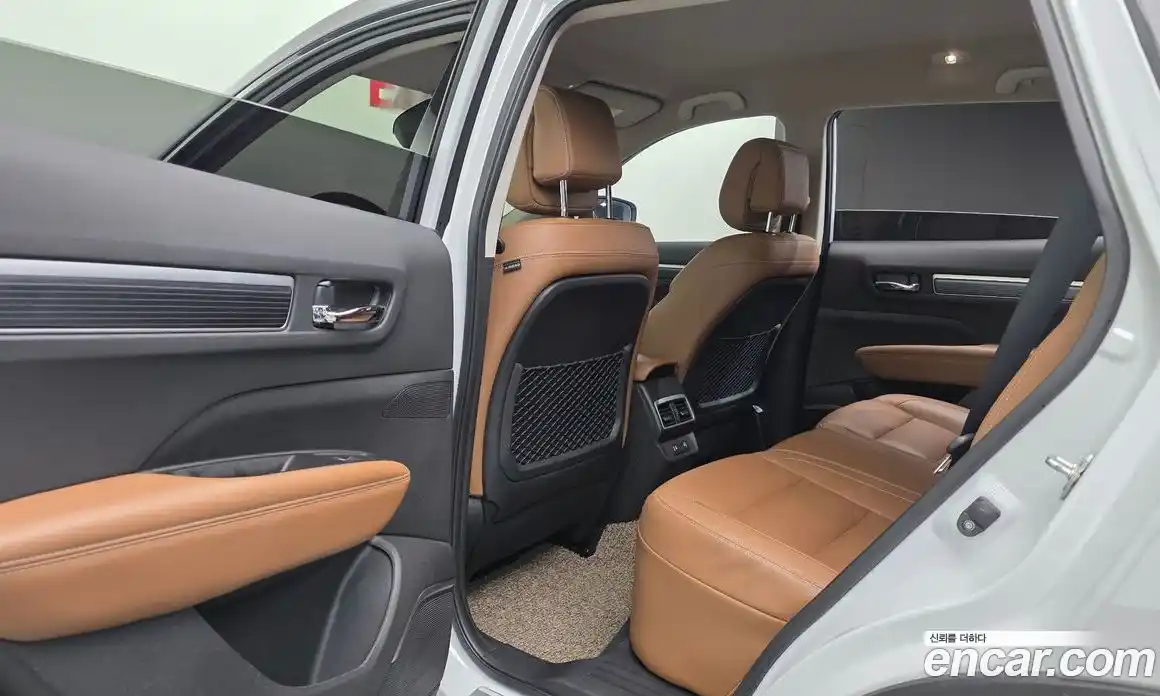 Renault QM6 2023 2.0 Автомат в Москве № 316199, фото 17