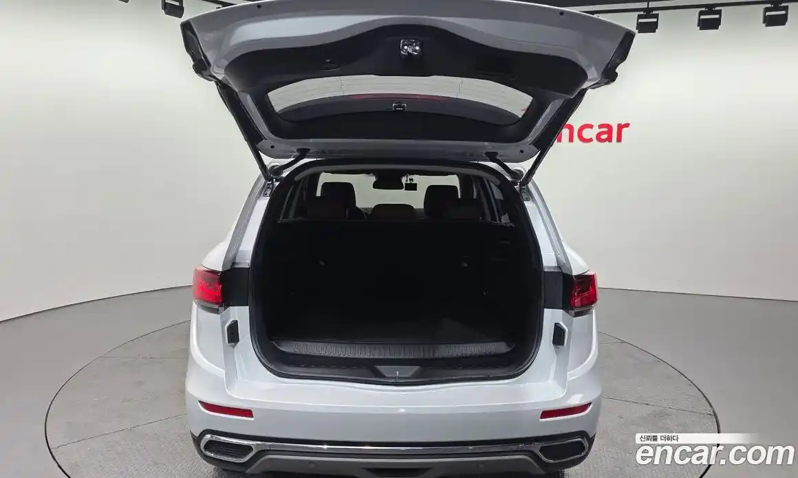 Renault QM6 2023 2.0 Автомат в Москве № 316199, фото 20