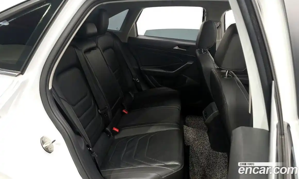 Volkswagen Jetta 2021 1.4 Автомат в Москве № 317835, фото 15