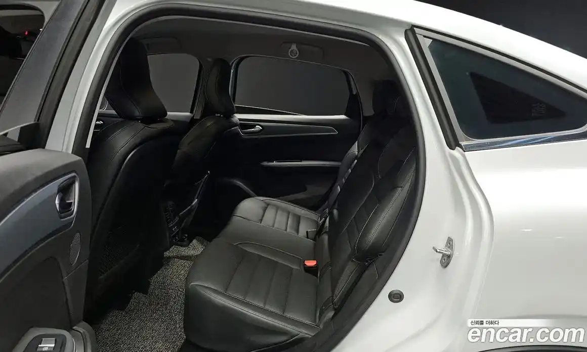 Renault XM3 2022 1.3 Автомат в Москве № 328646, фото 14