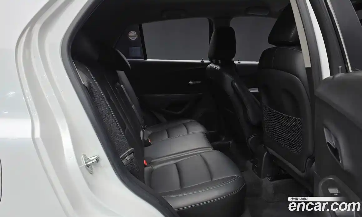 Chevrolet Trax 2016 1.6 Автомат в Москве № 332539, фото 3