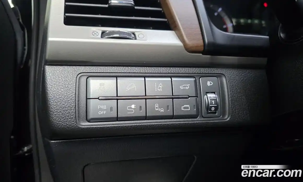 SsangYong Rexton 2018 2.2 Автомат в Москве № 35500, фото 13