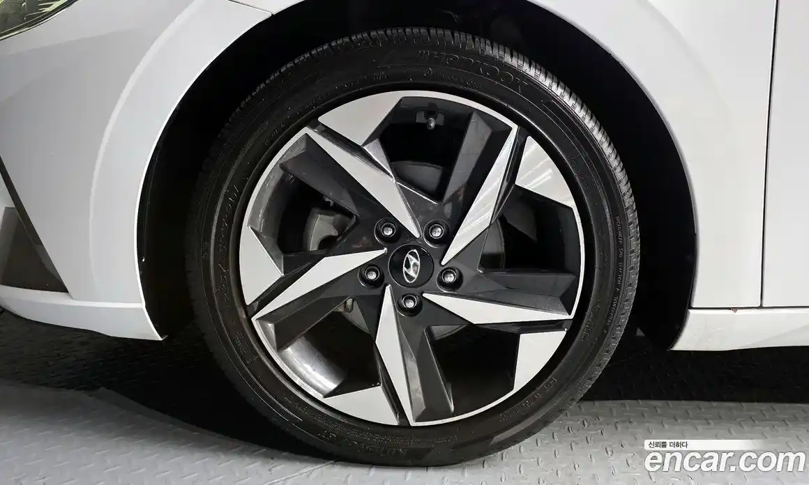 Hyundai Avante 2022 1.6 Автомат в Москве № 3570, фото 11