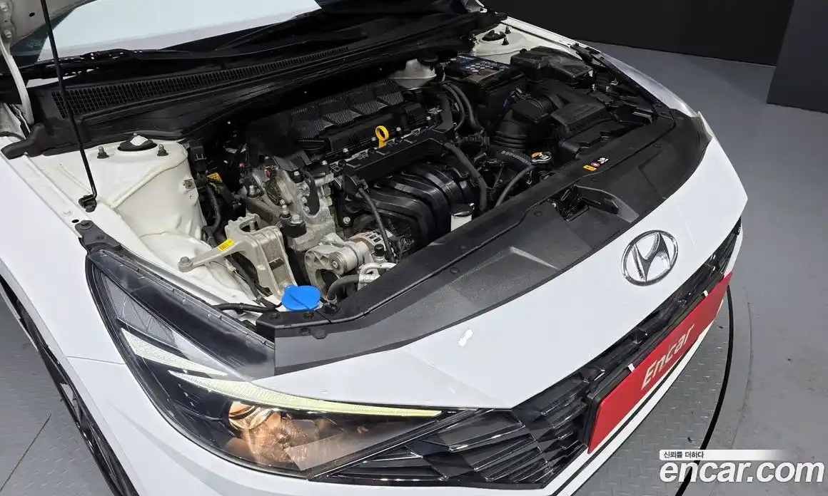 Hyundai Avante 2022 1.6 Автомат в Москве № 3570, фото 19