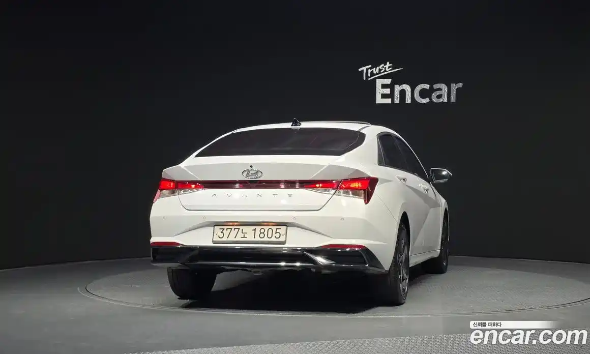 Hyundai Avante 2022 1.6 Автомат в Москве № 3570, фото 3