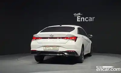 Hyundai Avante 2022 1.6 Автомат в Москве № 3570, миниатюра 3