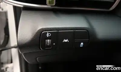 Hyundai Avante 2022 1.6 Автомат в Москве № 3570, миниатюра 7