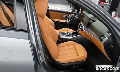 BMW 3-Series 2024 2.0 Автомат в Москве № 361792, миниатюра 12