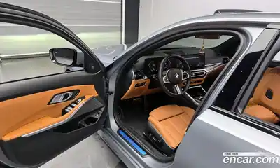 BMW 3-Series 2024 2.0 Автомат в Москве № 361792, миниатюра 10