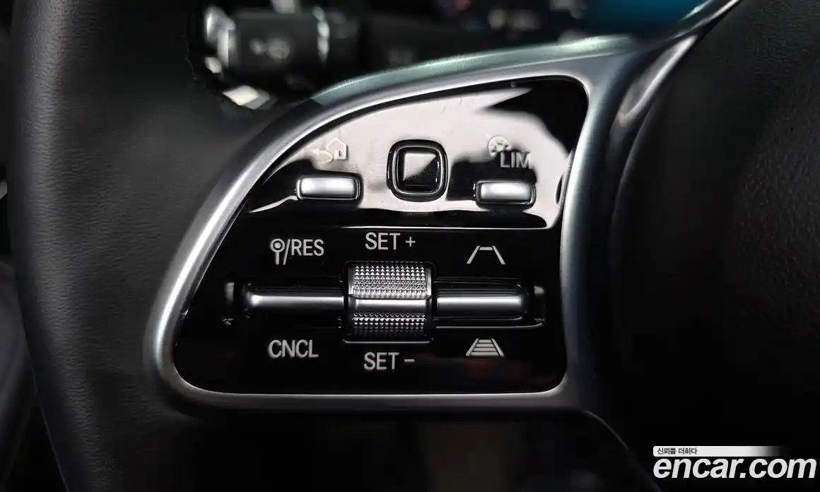 Mercedes-Benz GLC-Class 2023 2.0 Автомат в Москве № 369853, фото 18