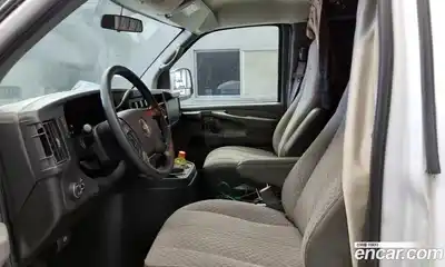 Chevrolet Express Van 2008 6.0 Механическая в Москве № 375164, миниатюра 4
