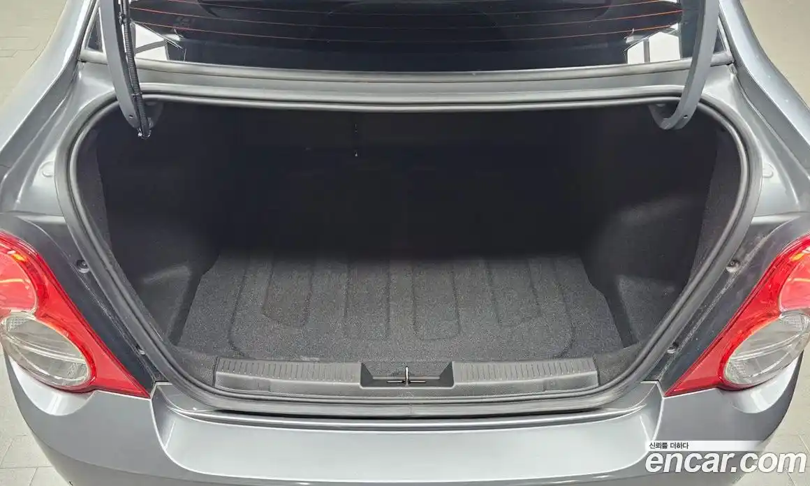 Chevrolet Aveo 2015 1.4 Автомат в Москве № 37573, фото 11