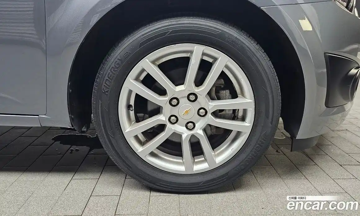 Chevrolet Aveo 2015 1.4 Автомат в Москве № 37573, фото 13