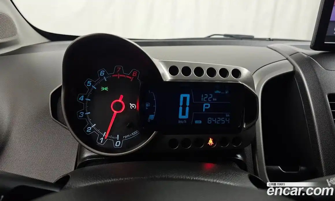 Chevrolet Aveo 2015 1.4 Автомат в Москве № 37573, фото 15