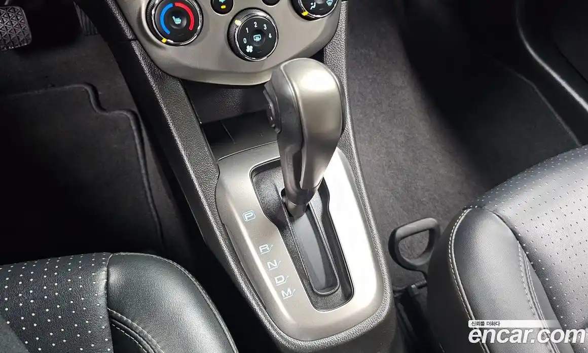 Chevrolet Aveo 2015 1.4 Автомат в Москве № 37573, фото 16