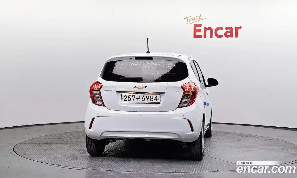 Chevrolet Spark 2017 1.0 Робот в Москве № 37663, фото 19