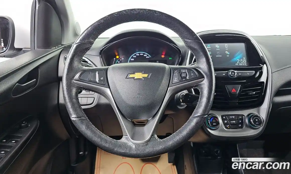 Chevrolet Spark 2017 1.0 Робот в Москве № 37663, фото 6