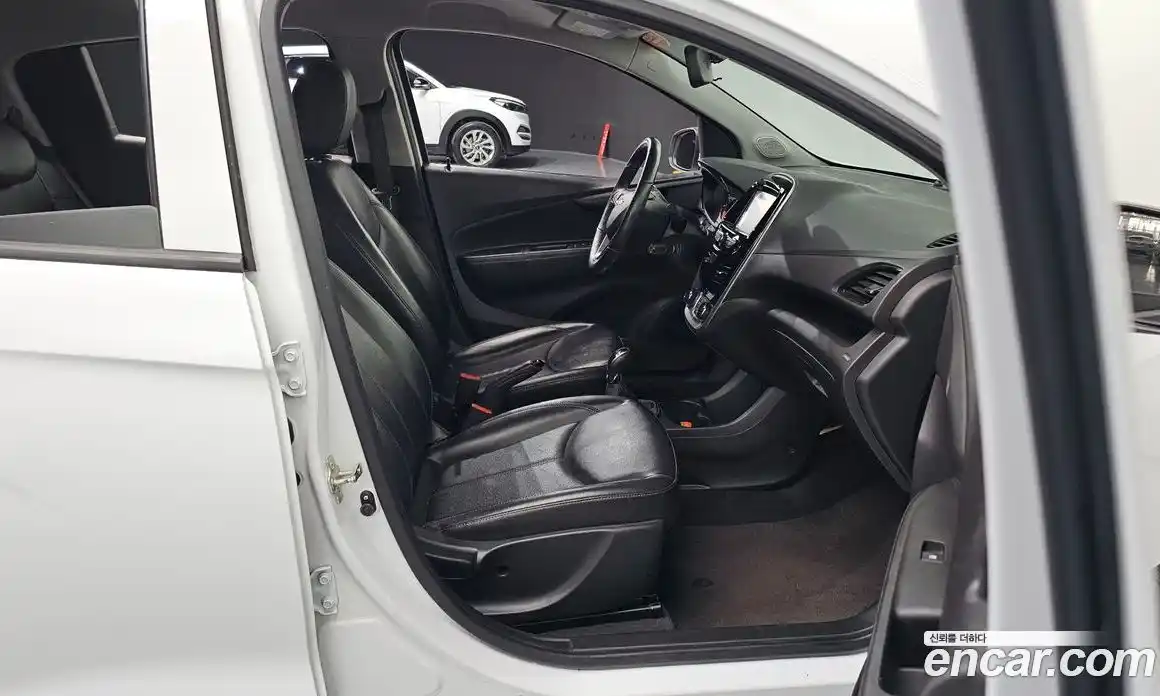 Chevrolet Spark 2017 1.0 Робот в Москве № 37663, фото 10