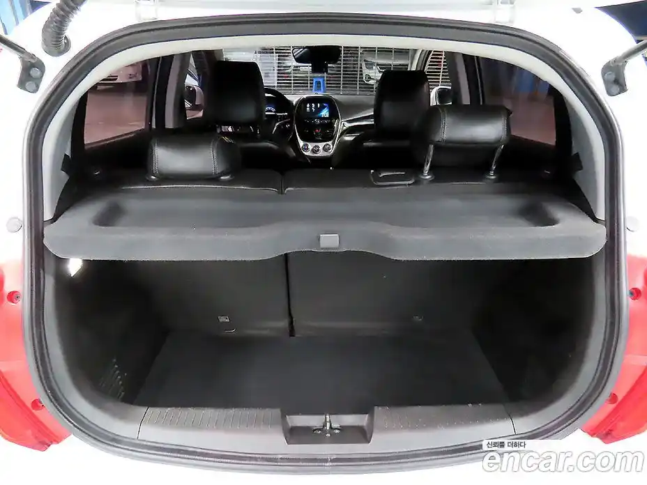 Chevrolet Spark 2016 1.0 Автомат в Москве № 37921, фото 19