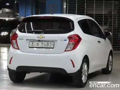 Chevrolet Spark 2016 1.0 Автомат в Москве № 37921, миниатюра 2