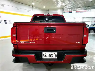 Chevrolet Colorado 2021 3.6 Автомат в Москве № 38168, миниатюра 2