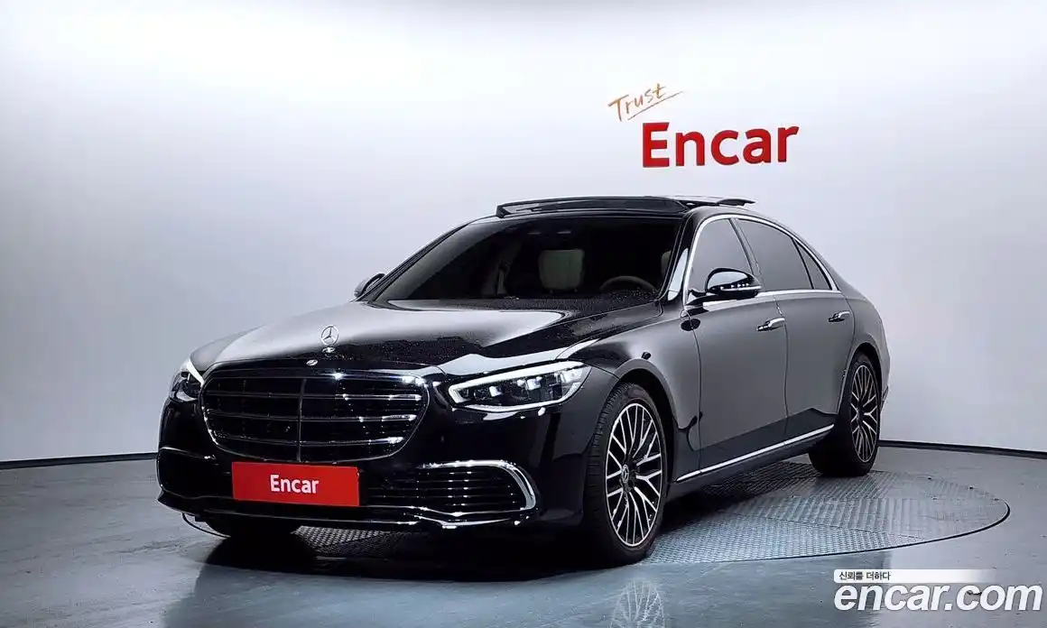 Mercedes-Benz S-Class 2024 3.0 Автомат в Москве № 388885, фото 1