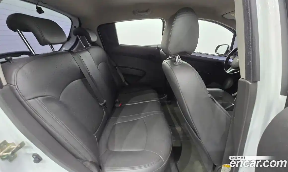 Chevrolet Spark 2013 1.0 Автомат в Москве № 39166, фото 12