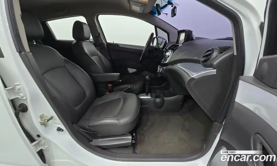 Chevrolet Spark 2013 1.0 Автомат в Москве № 39166, фото 20