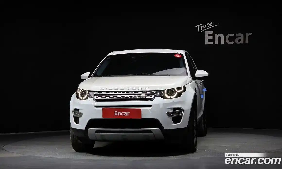 Land Rover Discovery Sport 2017 2.0 Автомат в Москве № 392481, фото 3