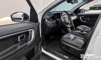 Land Rover Discovery Sport 2017 2.0 Автомат в Москве № 392481, миниатюра 10