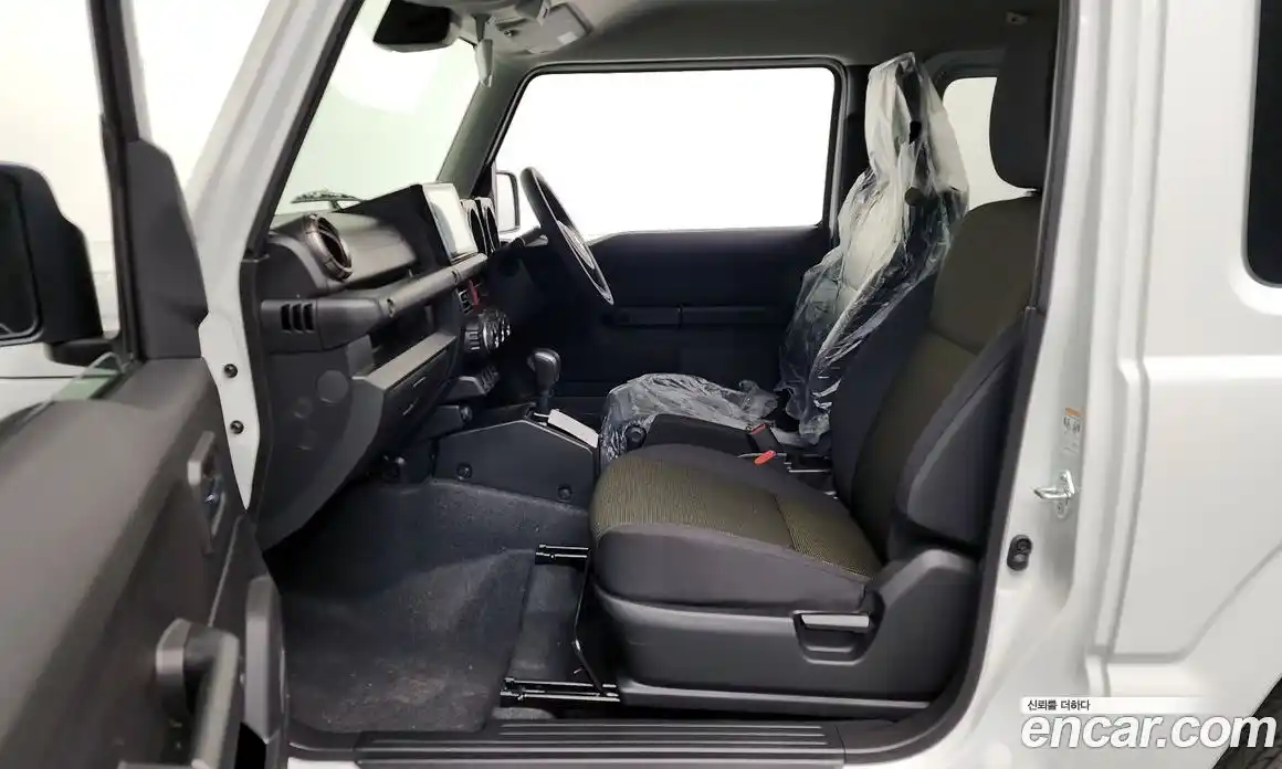 Suzuki Jimny 2025 0.7 Автомат в Москве № 395047, фото 11