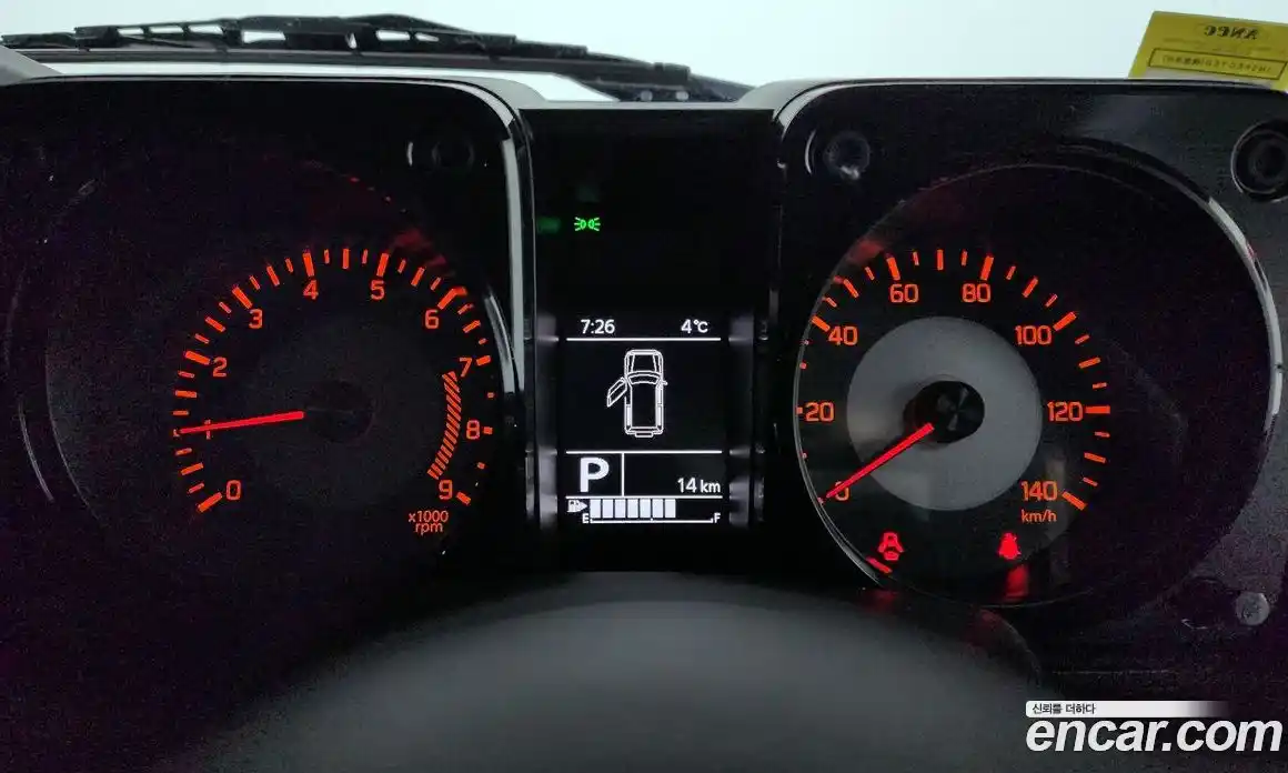 Suzuki Jimny 2025 0.7 Автомат в Москве № 395047, фото 8