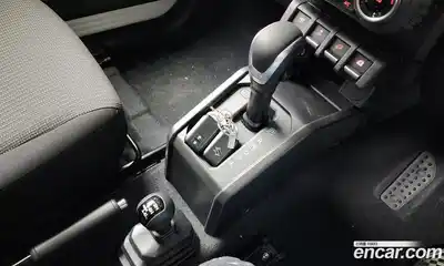 Suzuki Jimny 2025 0.7 Автомат в Москве № 395047, миниатюра 9