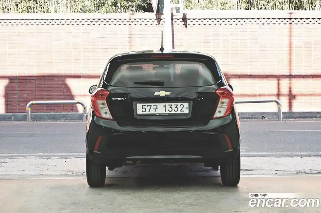 Chevrolet Spark 2019 1.0 Автомат в Москве № 39832, фото 4