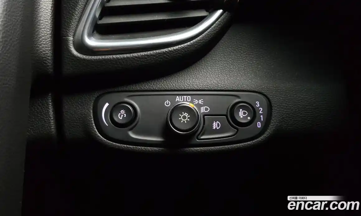 Chevrolet Trax 2017 1.6 Автомат в Москве № 40178, фото 4