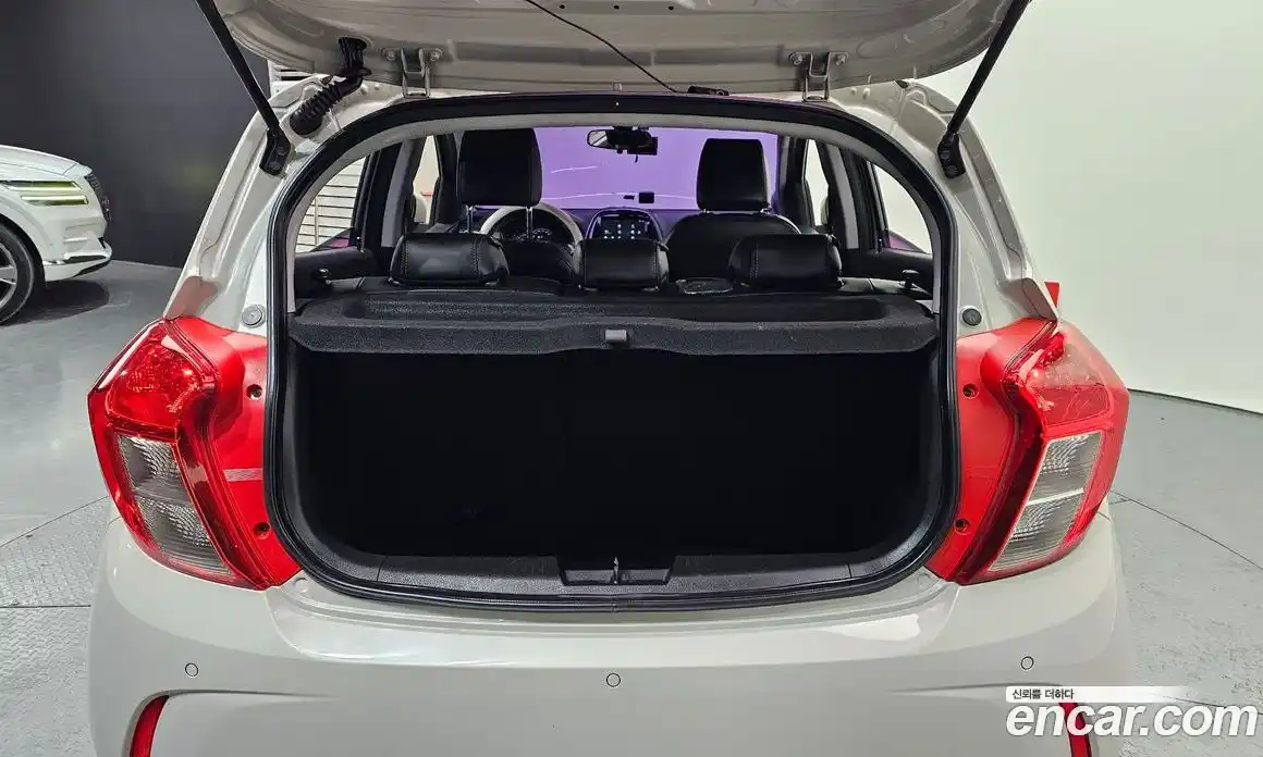 Chevrolet Spark 2019 1.0 Автомат в Москве № 40707, фото 17