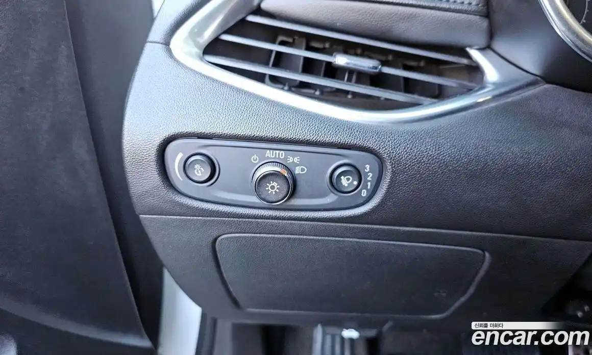 Chevrolet Malibu 2017 2.0 Автомат в Москве № 41707, фото 17