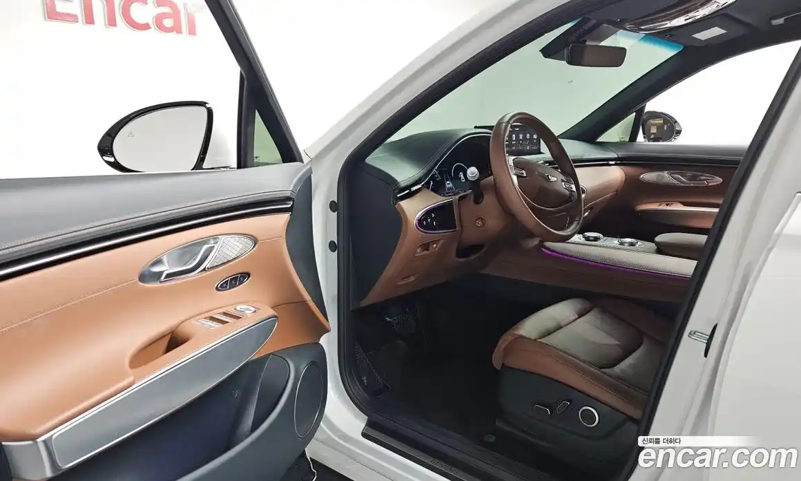 Genesis GV70 2023 2.5 Автомат в Москве № 418994, фото 11