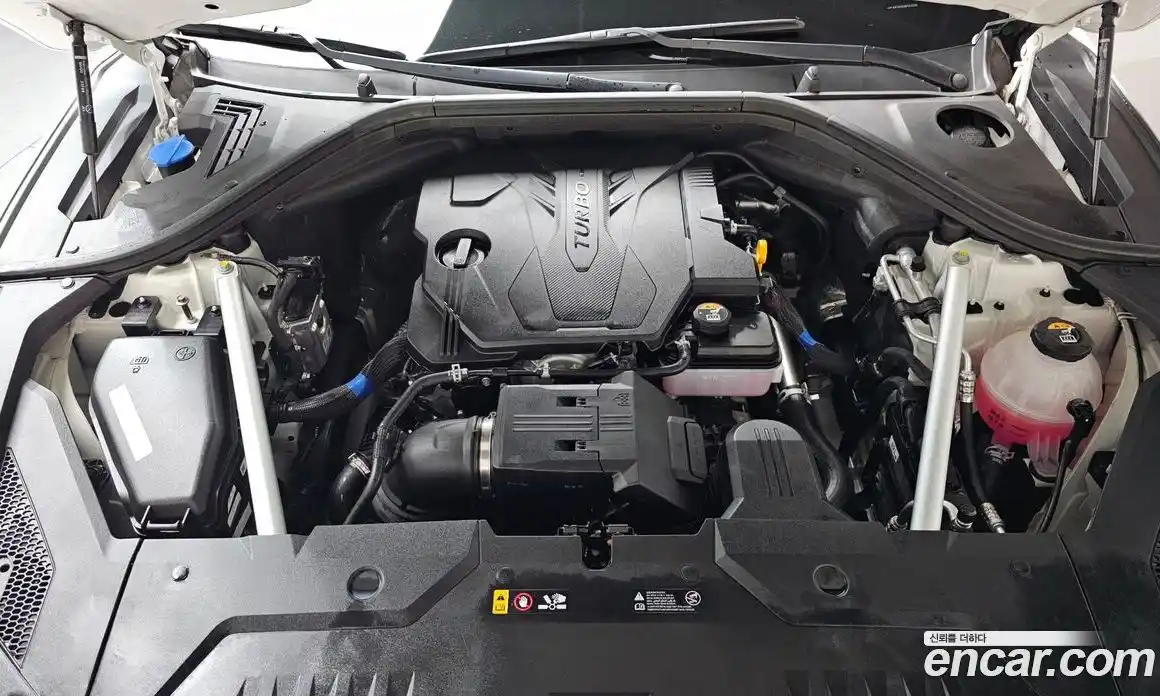 Genesis GV70 2023 2.5 Автомат в Москве № 418994, фото 6