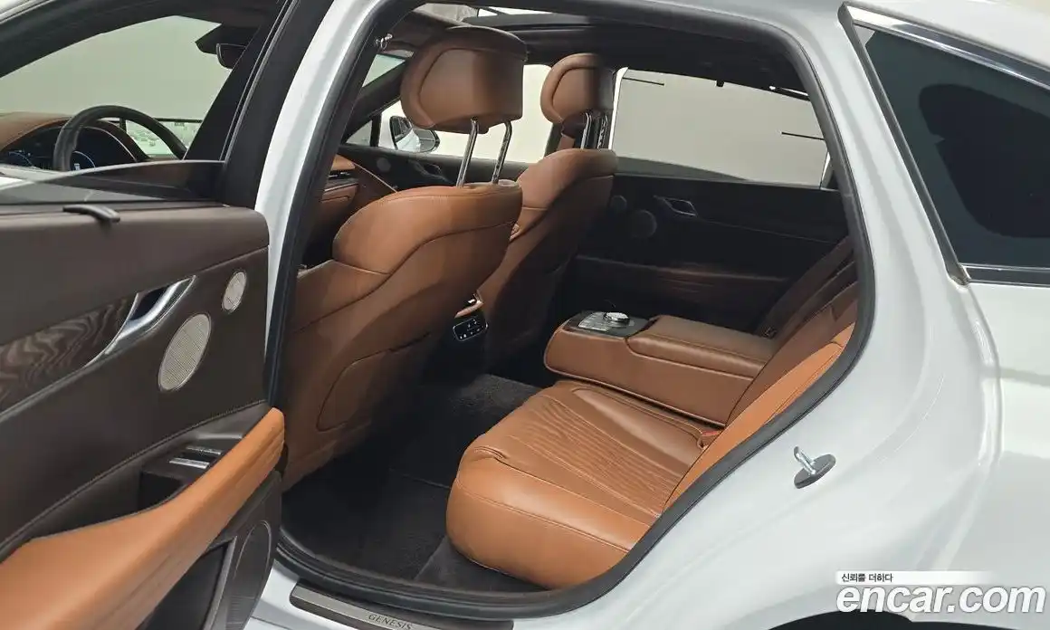 Genesis G80 2023 2.5 Автомат в Москве № 419247, фото 11