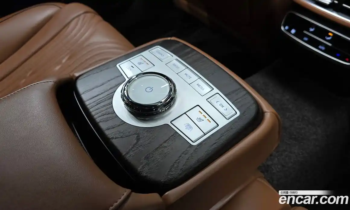 Genesis G80 2023 2.5 Автомат в Москве № 419247, фото 17