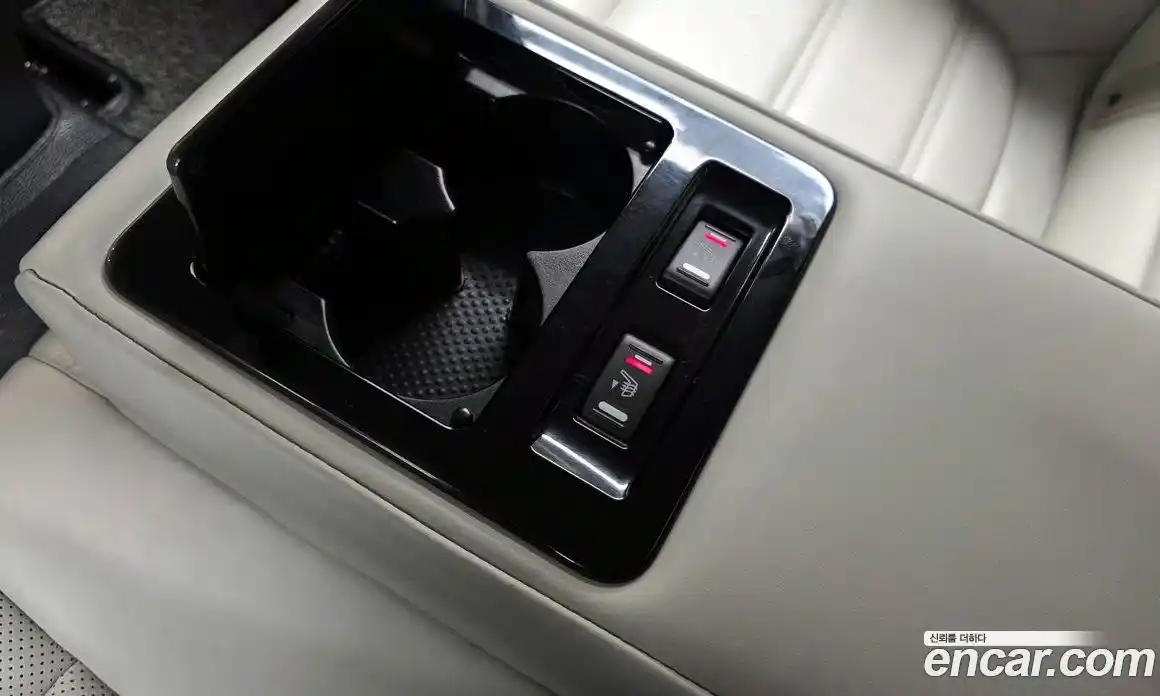 Renault SM6 2017 1.6 Автомат в Москве № 423207, фото 18