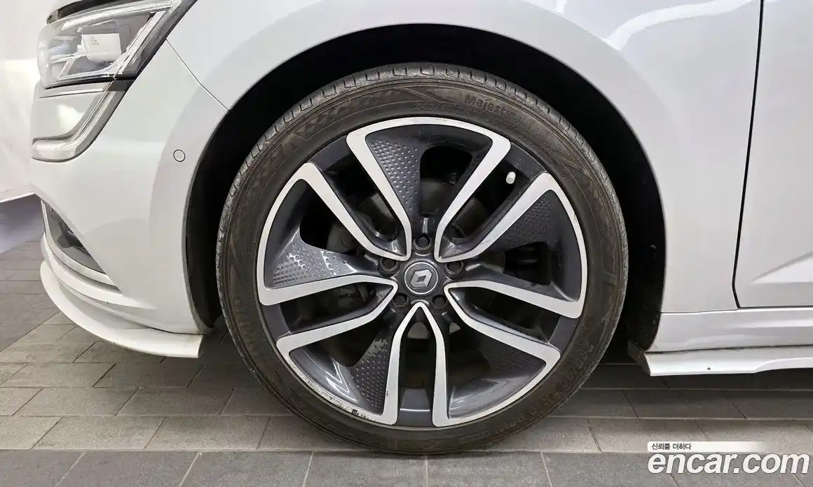 Renault SM6 2017 1.6 Автомат в Москве № 423207, фото 7