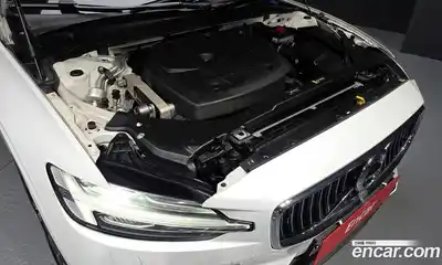 Volvo S60 2020 2.0 Автомат в Москве № 429906, миниатюра 6